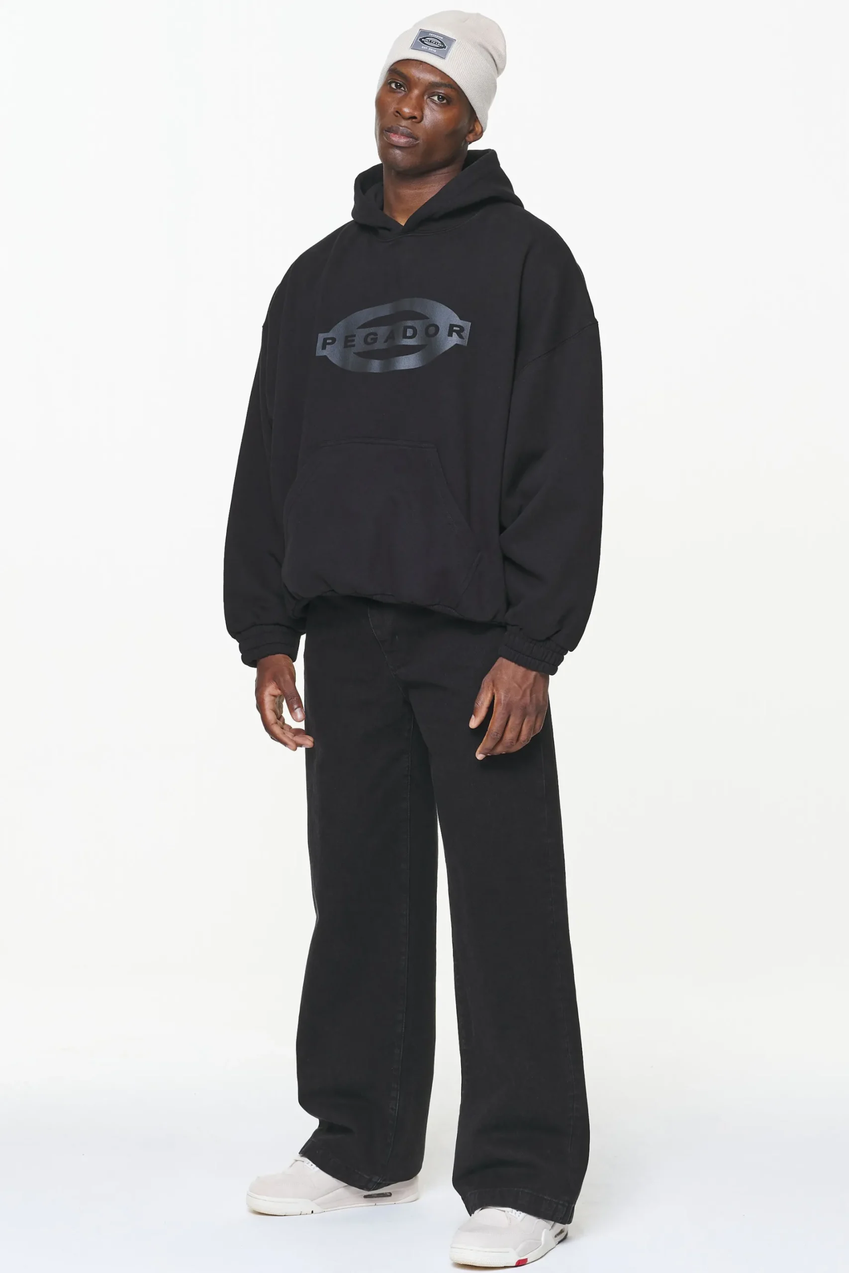 Pegador Bevo Loose Jeans Black