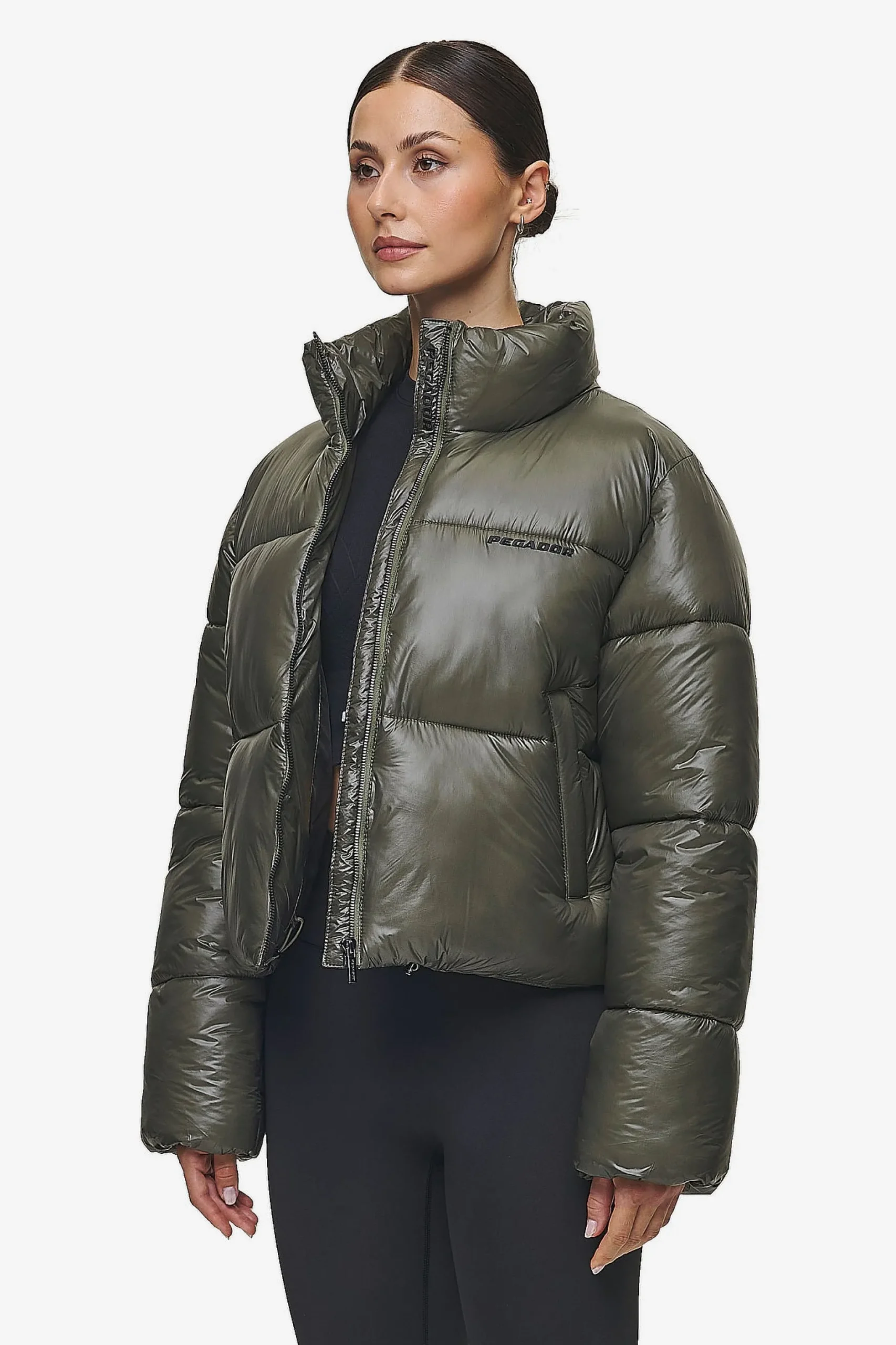 Pegador Georgia Light Glossy Puffer Jacket