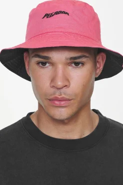 Pegador Juan Reversible Bucket Hat Black Strawberry