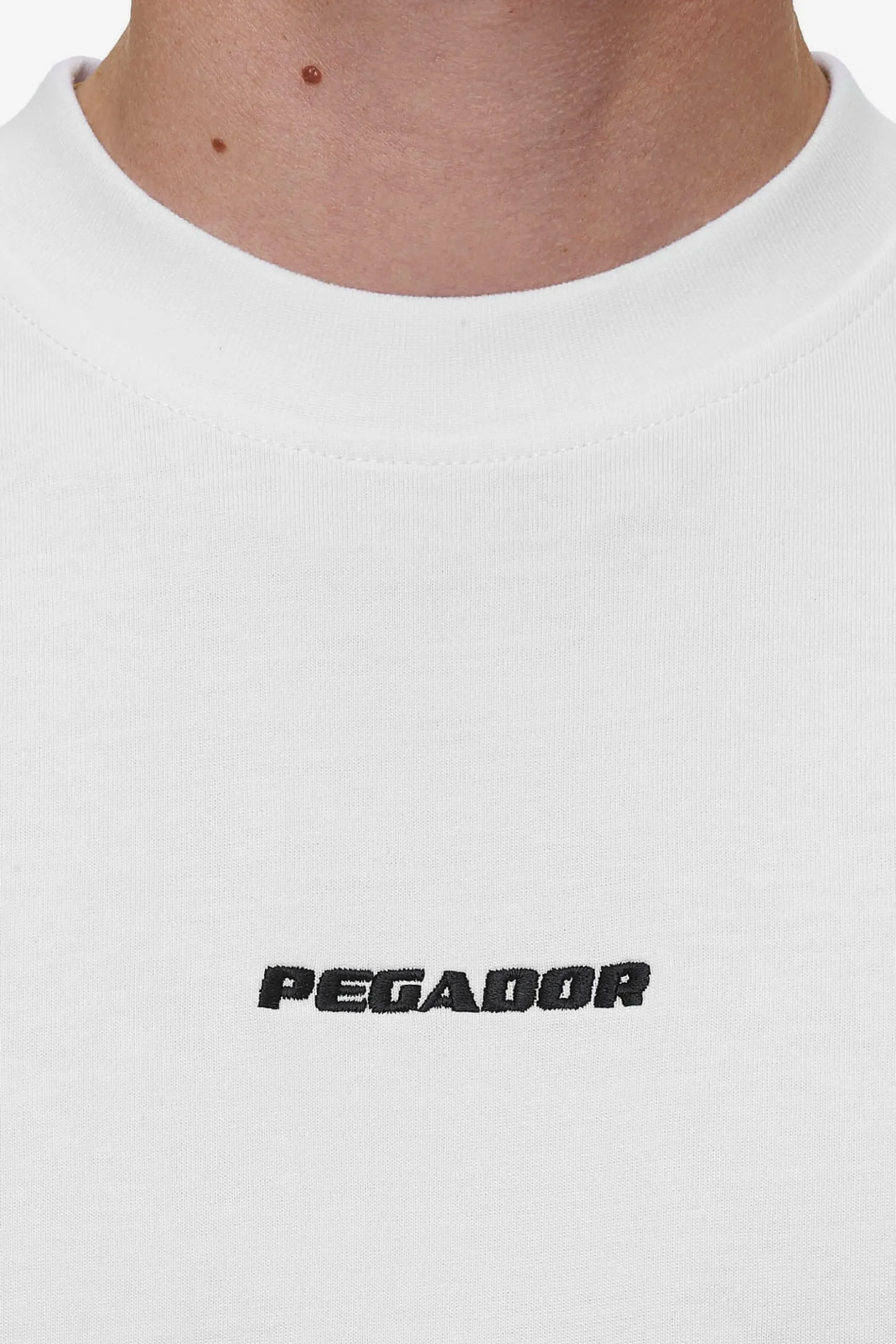 Pegador Logo Boxy Tee