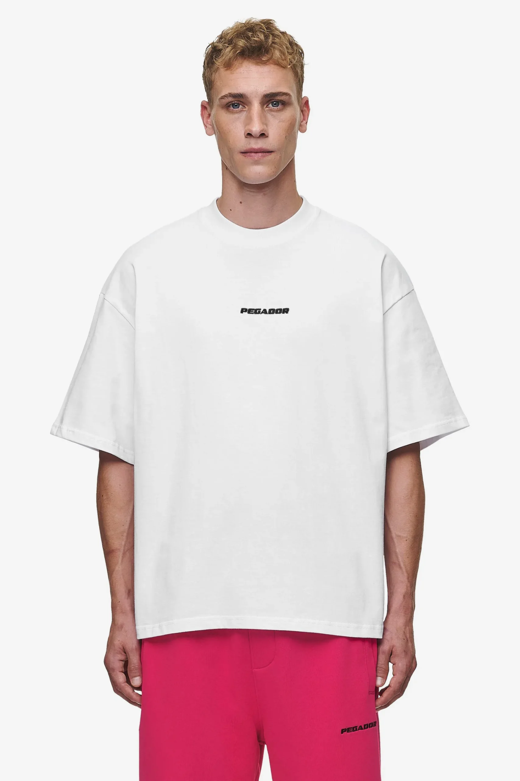 Pegador Logo Boxy Tee