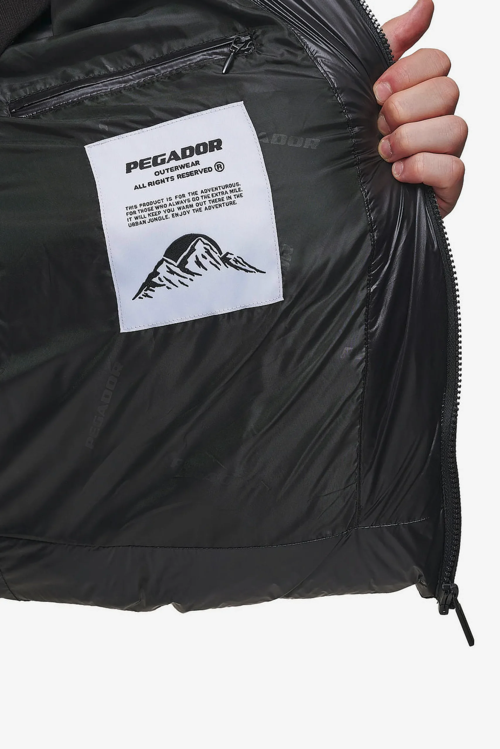 Pegador Solin Light Glossy Puffer Jacket